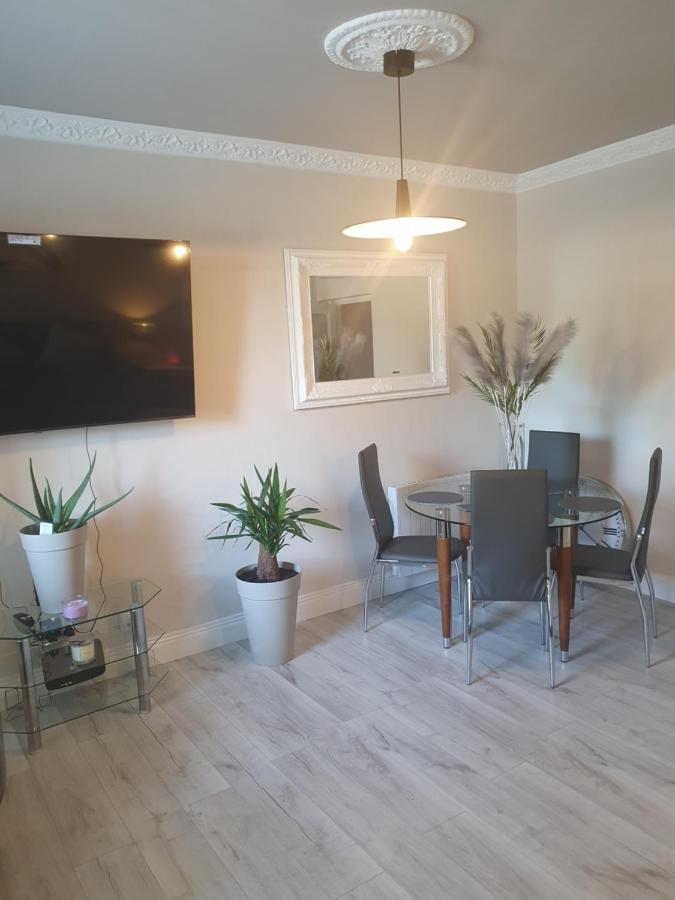 River View Apartment Suite Cork Extérieur photo